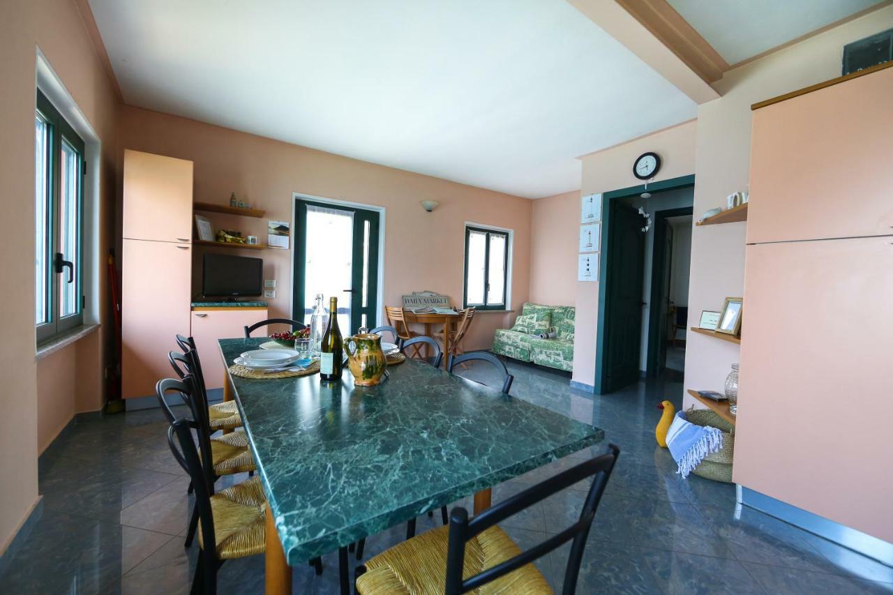 La Casa Sul Lago D'Iseo Sulzano Buitenkant foto