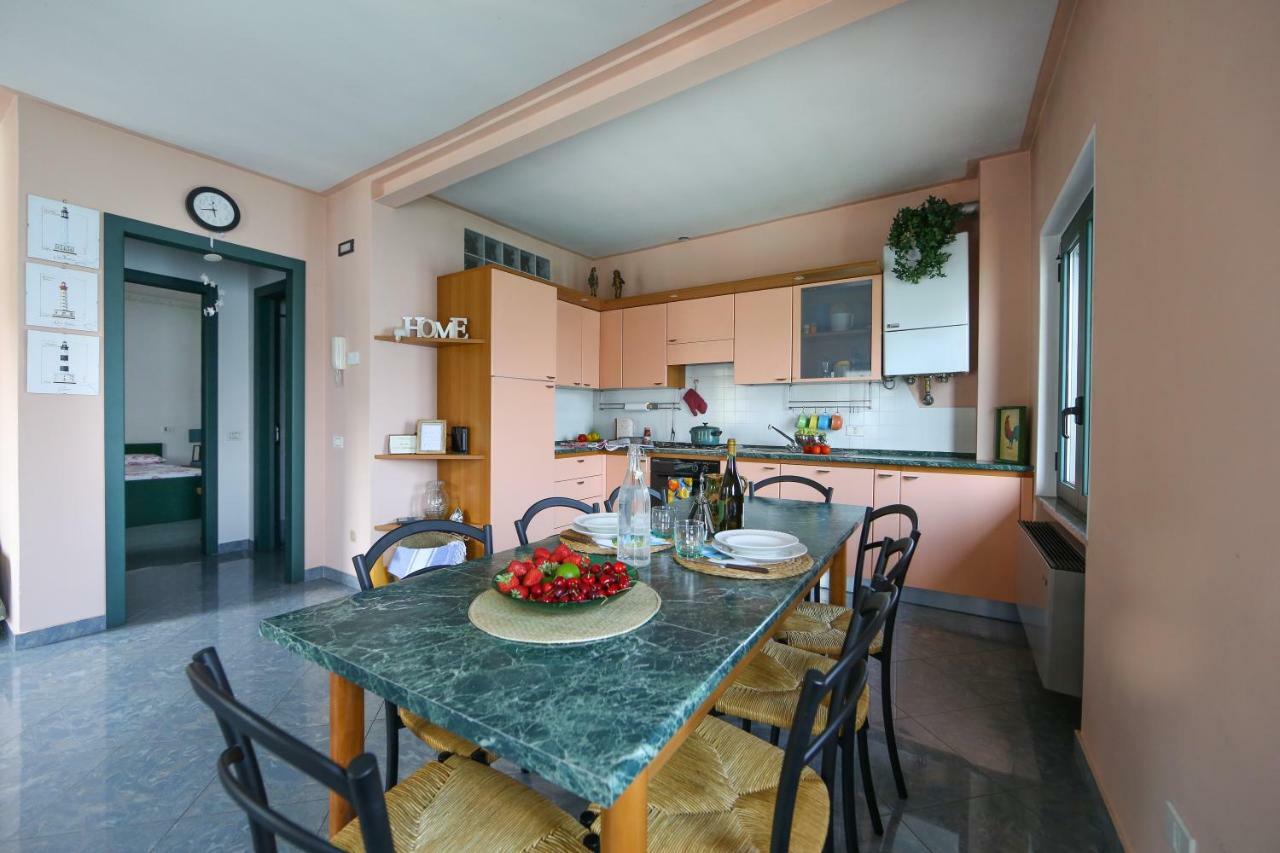 La Casa Sul Lago D'Iseo Sulzano Buitenkant foto