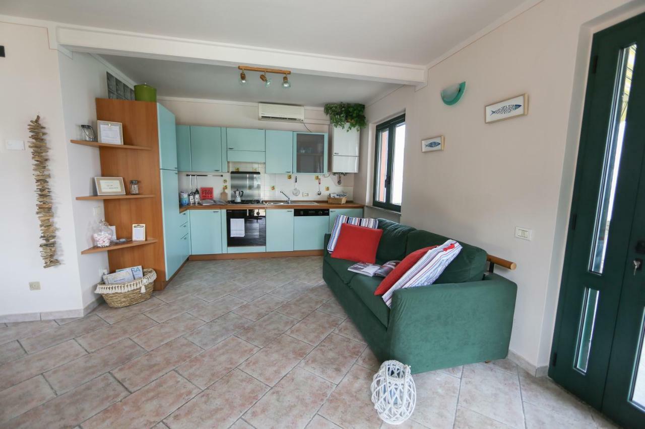La Casa Sul Lago D'Iseo Sulzano Buitenkant foto